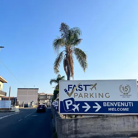 Bed&fly Near Airport Fontanarossa Bagno Privato In
