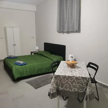 ベッド・アンド・ブレックファスト Bed&fly Near Airport Fontanarossa Bagno Privato In *