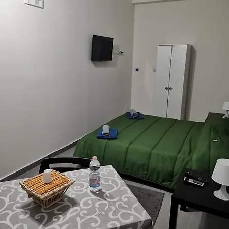 ベッド・アンド・ブレックファスト Bed&fly Near Airport Fontanarossa Bagno Privato In