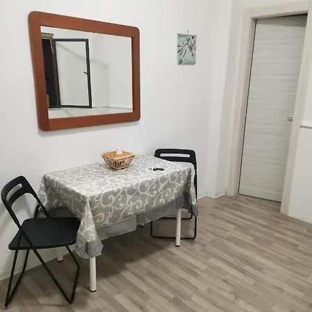 Bed&fly Near Airport Fontanarossa Bagno Privato In 3* Catania