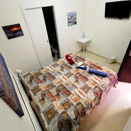 Bed & Breakfast Bed&fly Near Airport Fontanarossa Bagno Privato In Catania