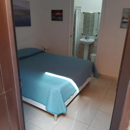 Bed & Breakfast Bed&fly Near Airport Fontanarossa Bagno Privato In Catania