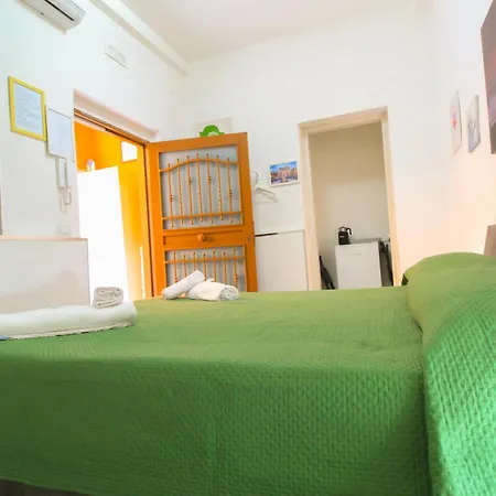 Bed&fly Near Airport Fontanarossa Bagno Privato In 3* Catania