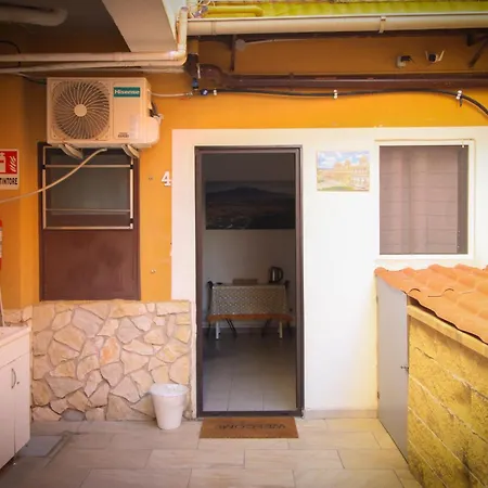 Bed & Breakfast Bed&fly Near Airport Fontanarossa Bagno Privato In