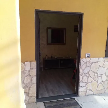 Panzió Bed&fly Near Airport Fontanarossa Bagno Privato In Catania