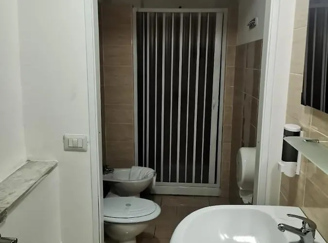 Bed&fly Near Airport Fontanarossa Bagno Privato In 4* Catania