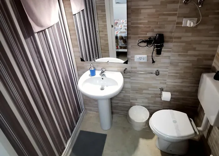 Bed&fly Near Airport Fontanarossa Bagno Privato In Catania