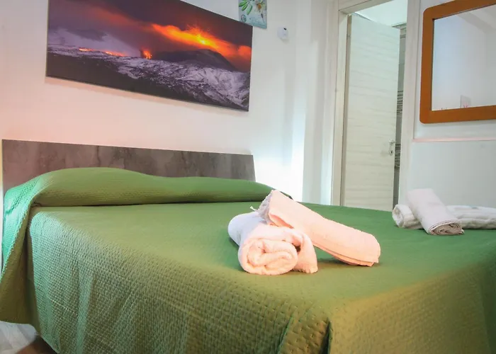 Bed&fly Near Airport Fontanarossa Bagno Privato In 4*