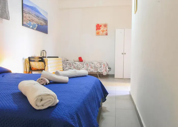 Bed&fly Near Airport Fontanarossa Bagno Privato In Bed and breakfast 4*