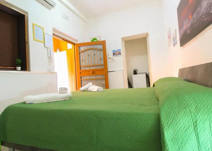 Bed&fly Near Airport Fontanarossa Bagno Privato In 4* Catania